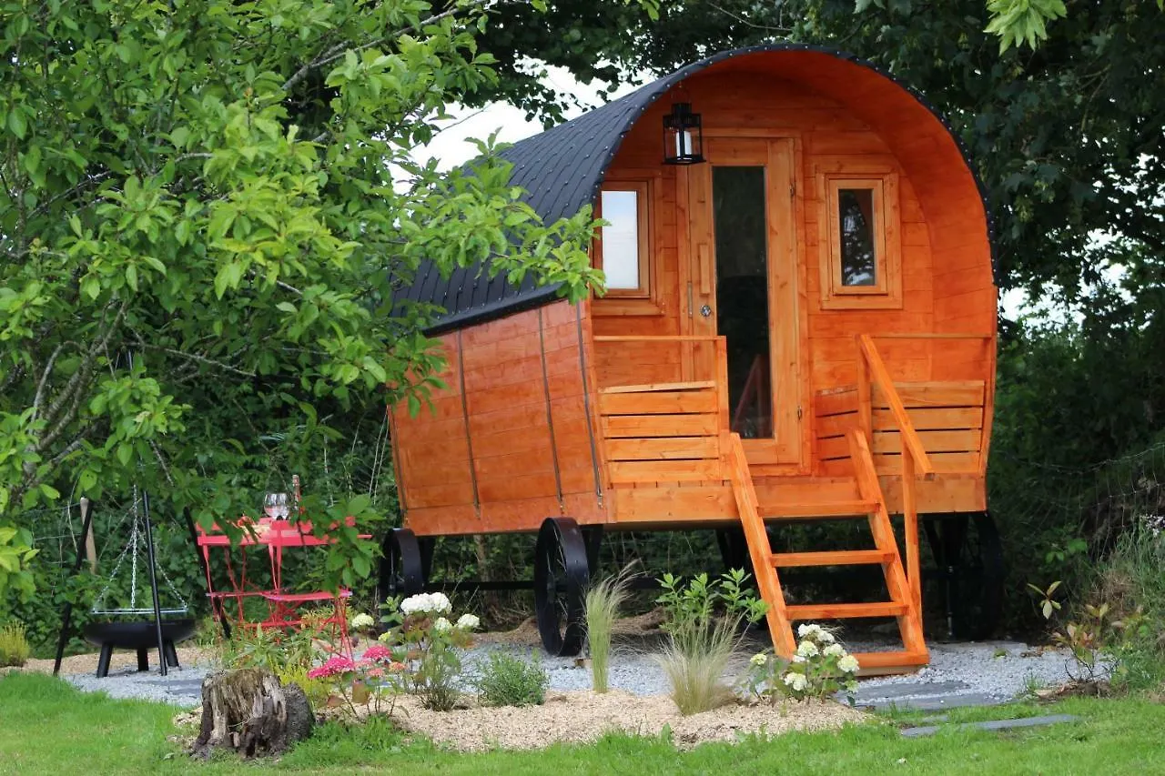Luxury tent Insolites En Mene Hotel Saint-Vran France